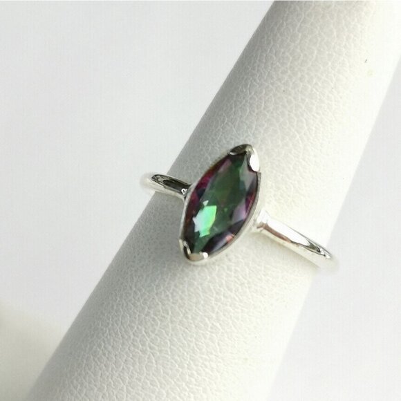 HOST PICK! Sterling Silver Mystic Topaz Ring sz 6 🆕 - Picture 4 of 8